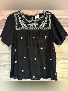 Knox Rose Black Blouse with White Floral Embroidery